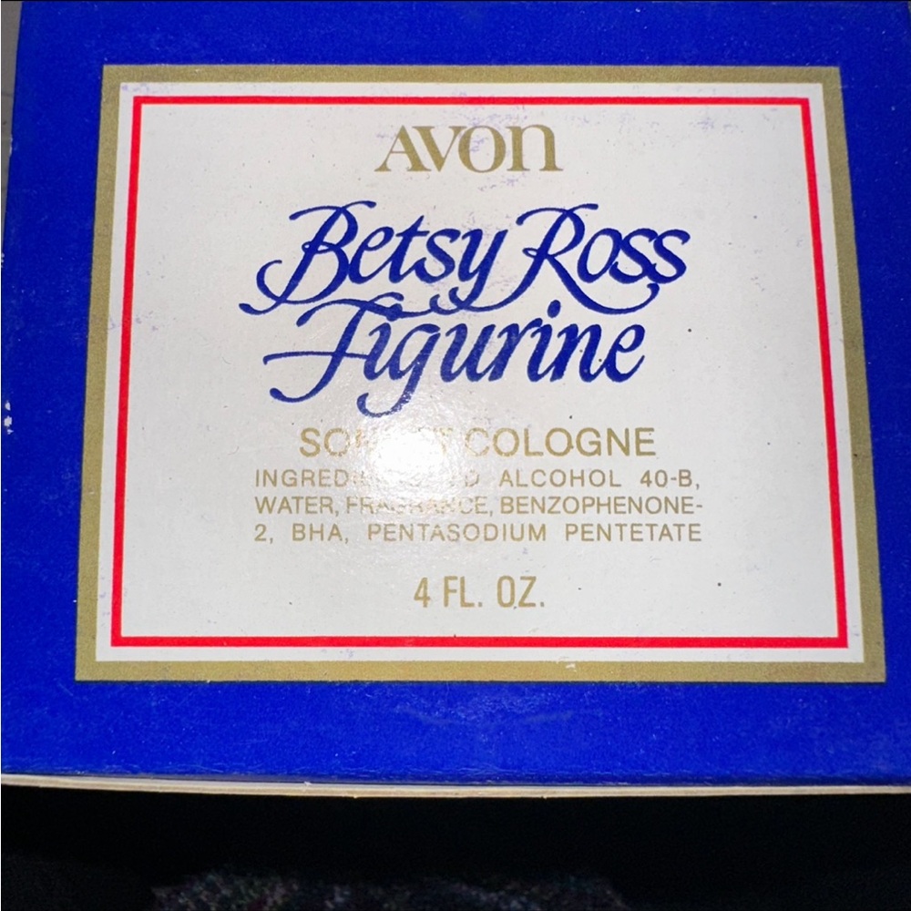 Avon 1976 Betsy Ross Figurine Sonnet Cologne 4oz FULL VINTAGE COMES WITH BOX